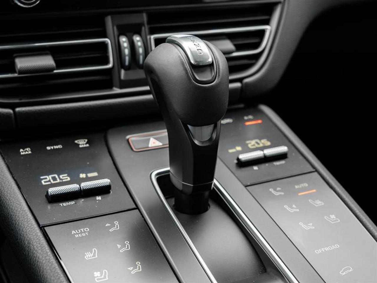 2025 Porsche Macan S AWD Premium Pkg Plus Sport Chrono Pkg Surround V Photo