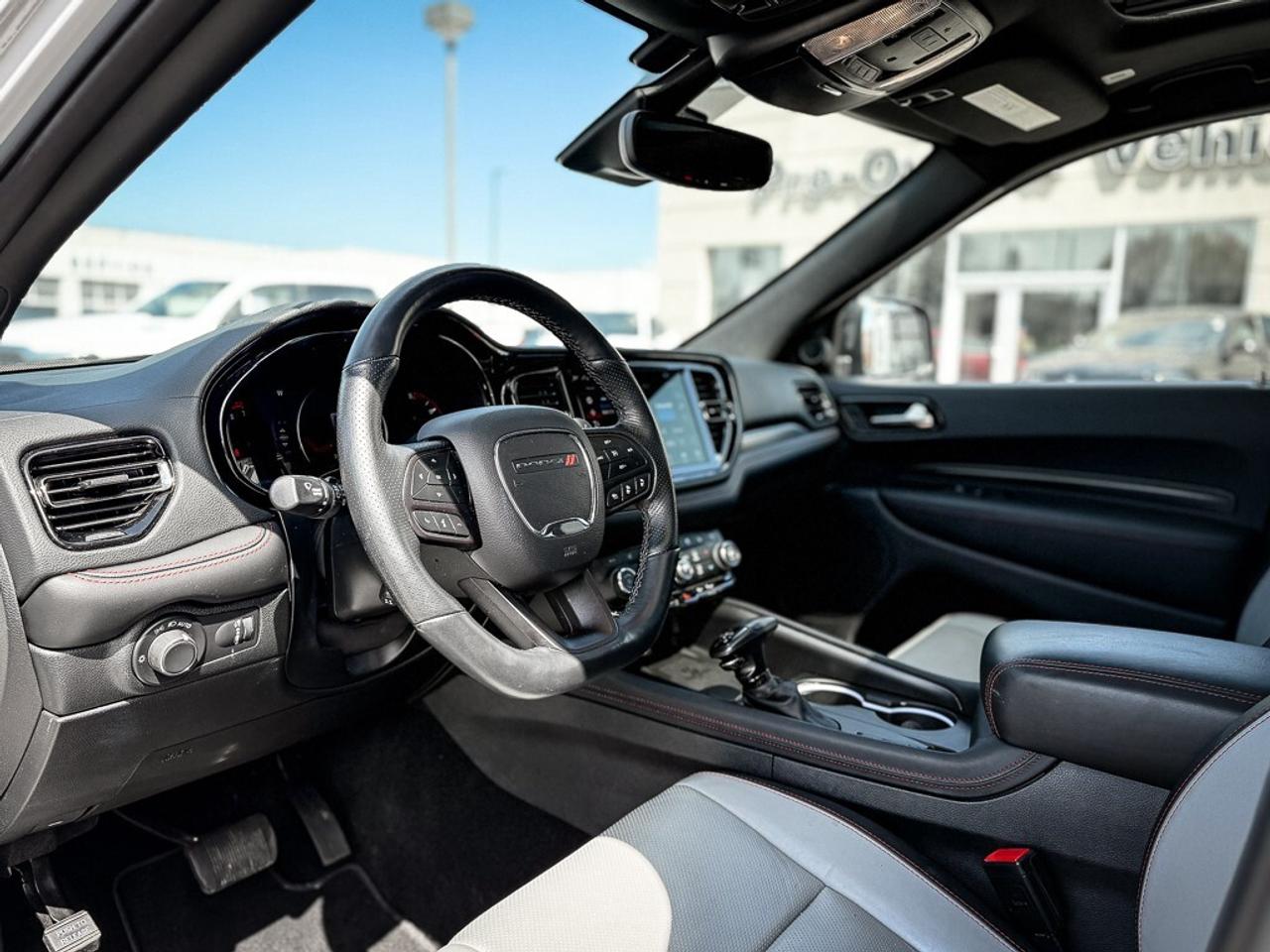 2024 Dodge Durango R/T   BLACKTOP PKG   HEATED/VENTED LEATHER   SUNRO Photo