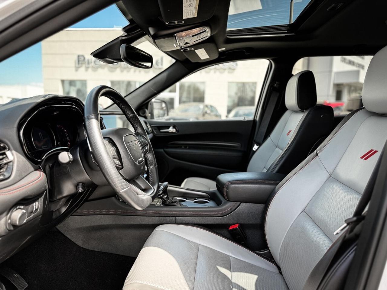 2024 Dodge Durango R/T   BLACKTOP PKG   HEATED/VENTED LEATHER   SUNRO Photo