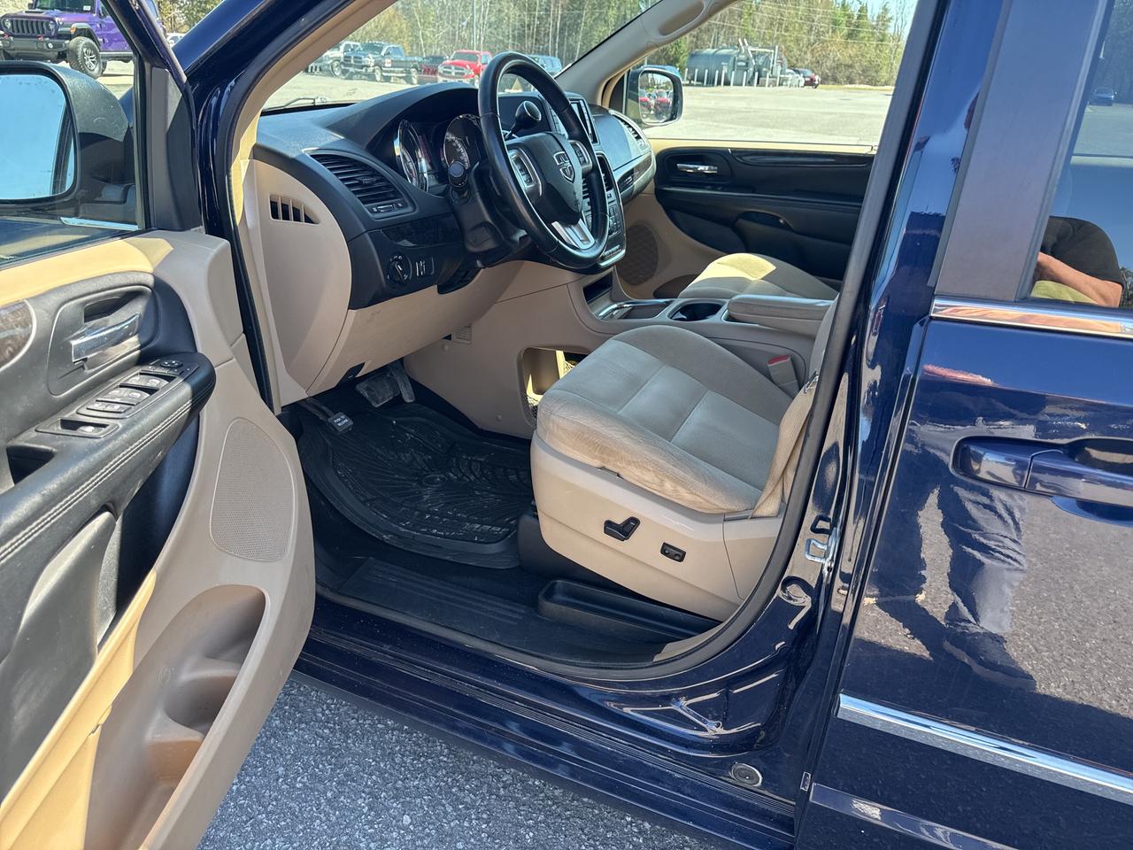 2015 Dodge Grand Caravan Crew Photo