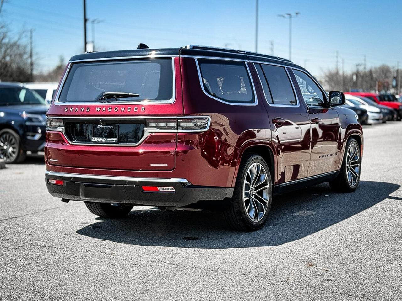 2022 Jeep Grand Wagoneer Series III   SERIES 3   PANO ROOF   PASS DISPLAY Photo4