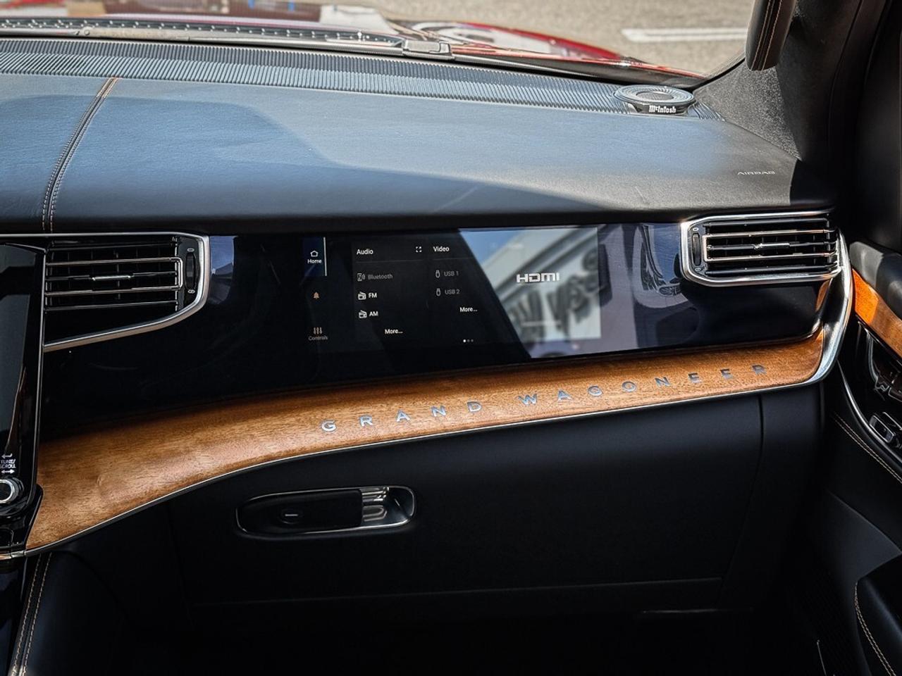 2022 Jeep Grand Wagoneer Series III   SERIES 3   PANO ROOF   PASS DISPLAY Photo