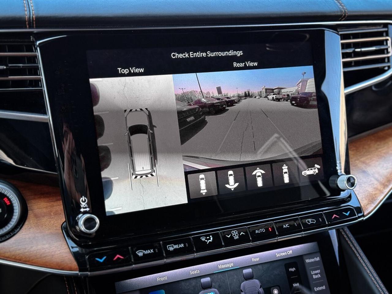 2022 Jeep Grand Wagoneer Series III   SERIES 3   PANO ROOF   PASS DISPLAY Photo