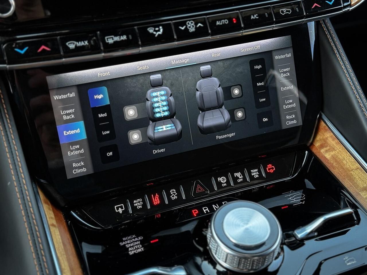 2022 Jeep Grand Wagoneer Series III   SERIES 3   PANO ROOF   PASS DISPLAY Photo