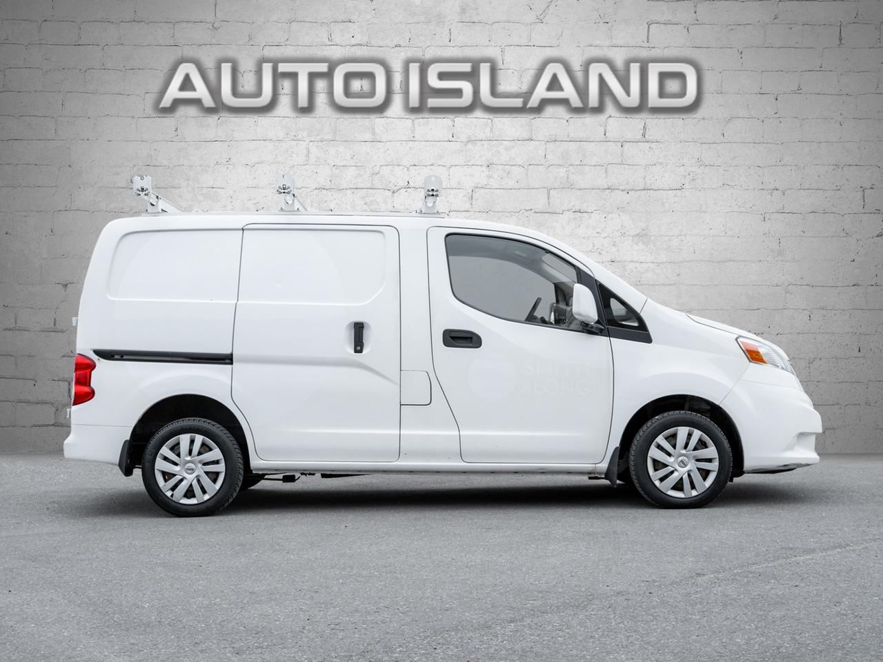 2017 Nissan NV200 I4 SV, Nav, Camera Photo2