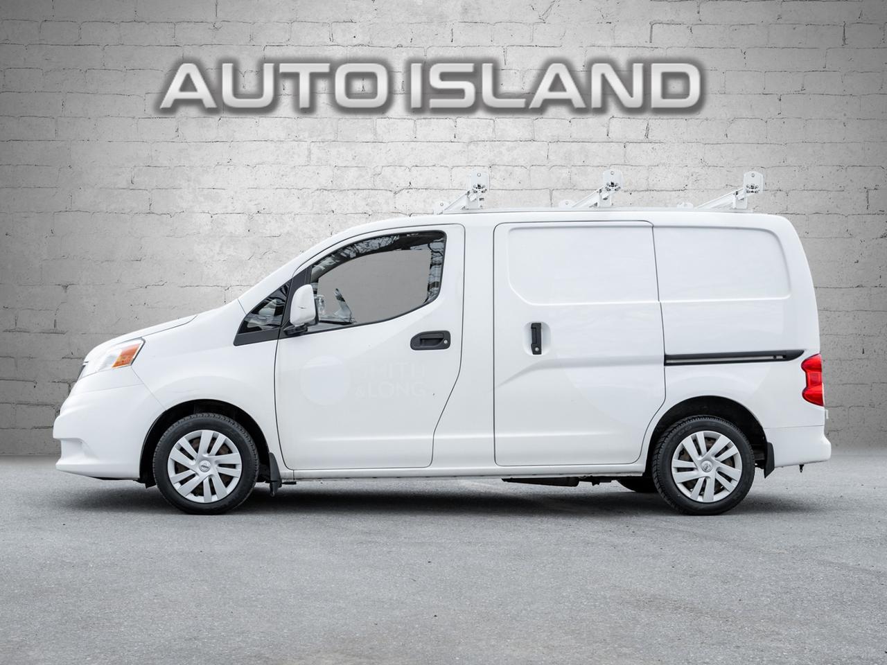 2017 Nissan NV200 I4 SV, Nav, Camera Photo