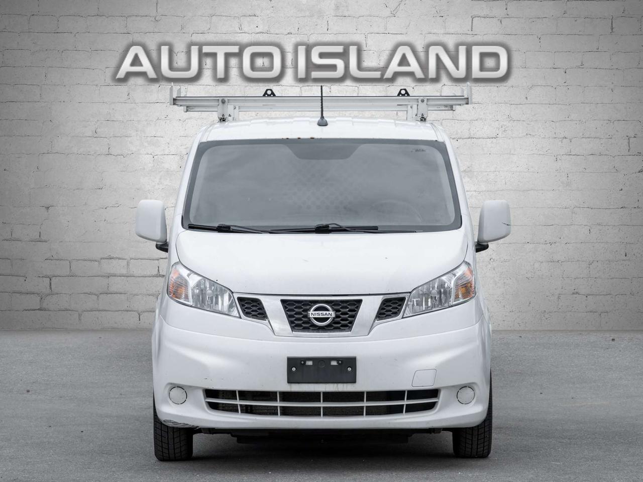 2017 Nissan NV200 I4 SV, Nav, Camera Photo