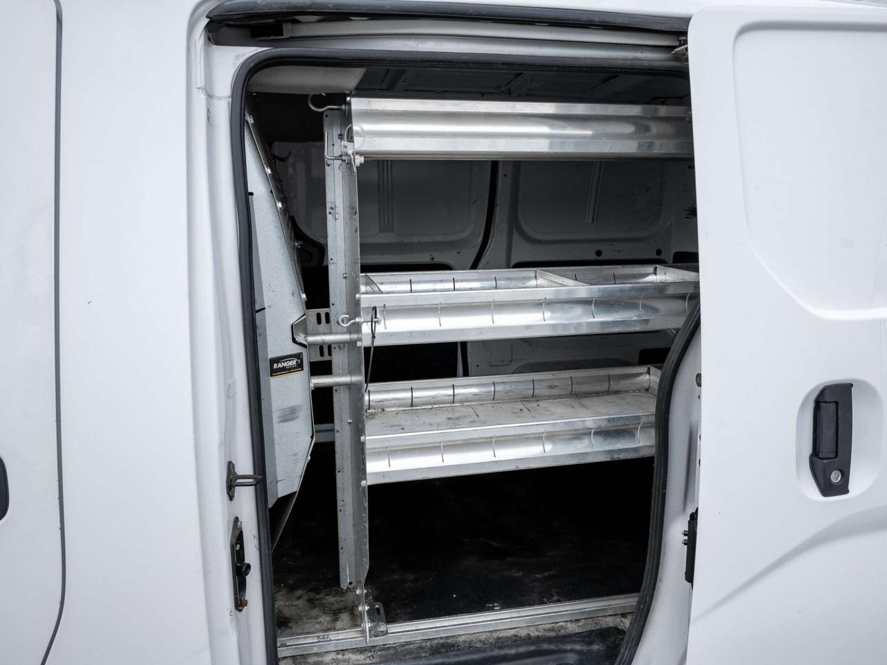 2017 Nissan NV200 I4 SV, Nav, Camera Photo
