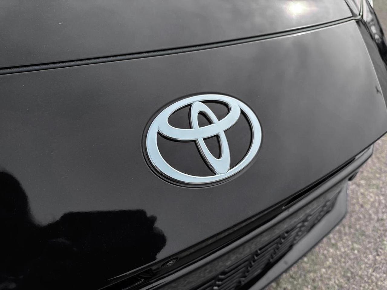 2026 Toyota Camry XSE CVT AWD Photo