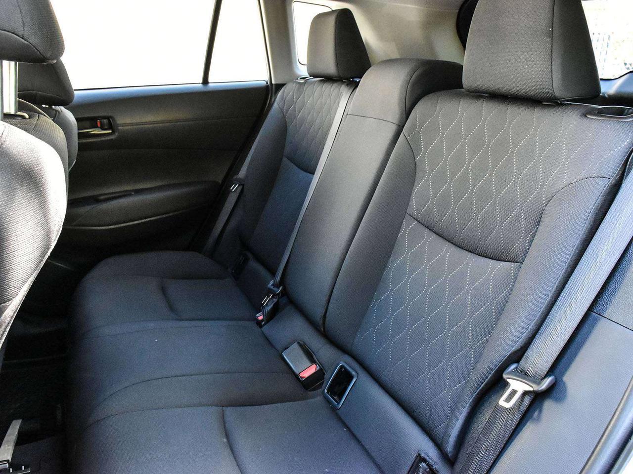 2024 Toyota Corolla Cross LE 4dr All-Wheel Drive Photo