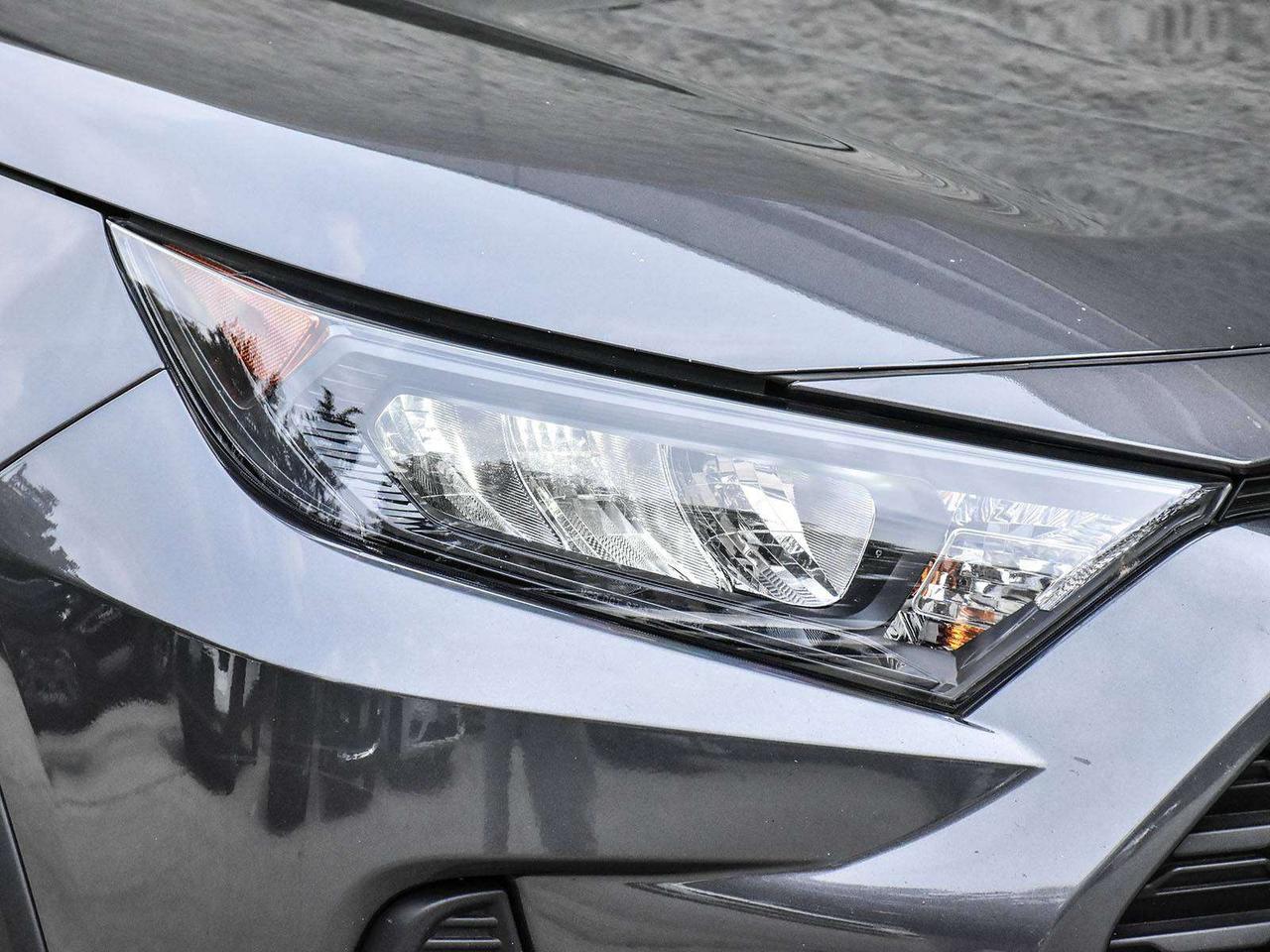 2025 Toyota RAV4 Hybrid LE 4dr All-Wheel Drive Photo3