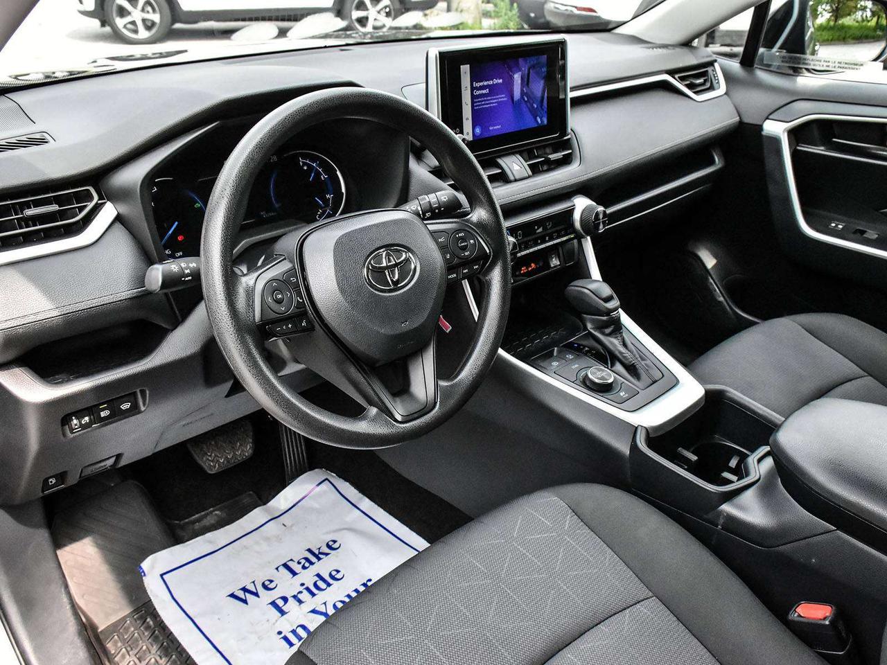 2025 Toyota RAV4 Hybrid LE 4dr All-Wheel Drive Photo