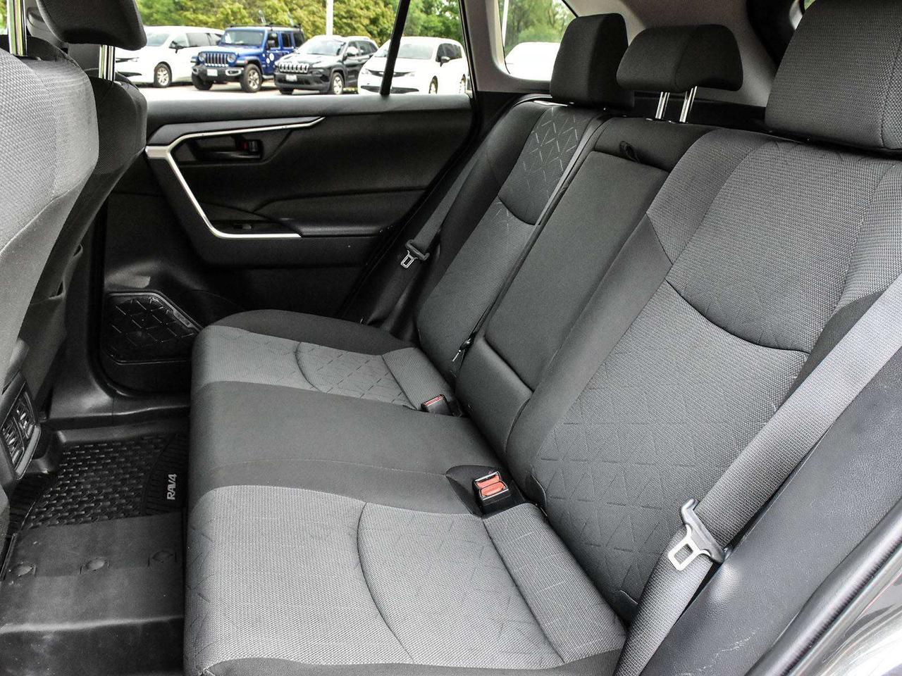 2025 Toyota RAV4 Hybrid LE 4dr All-Wheel Drive Photo