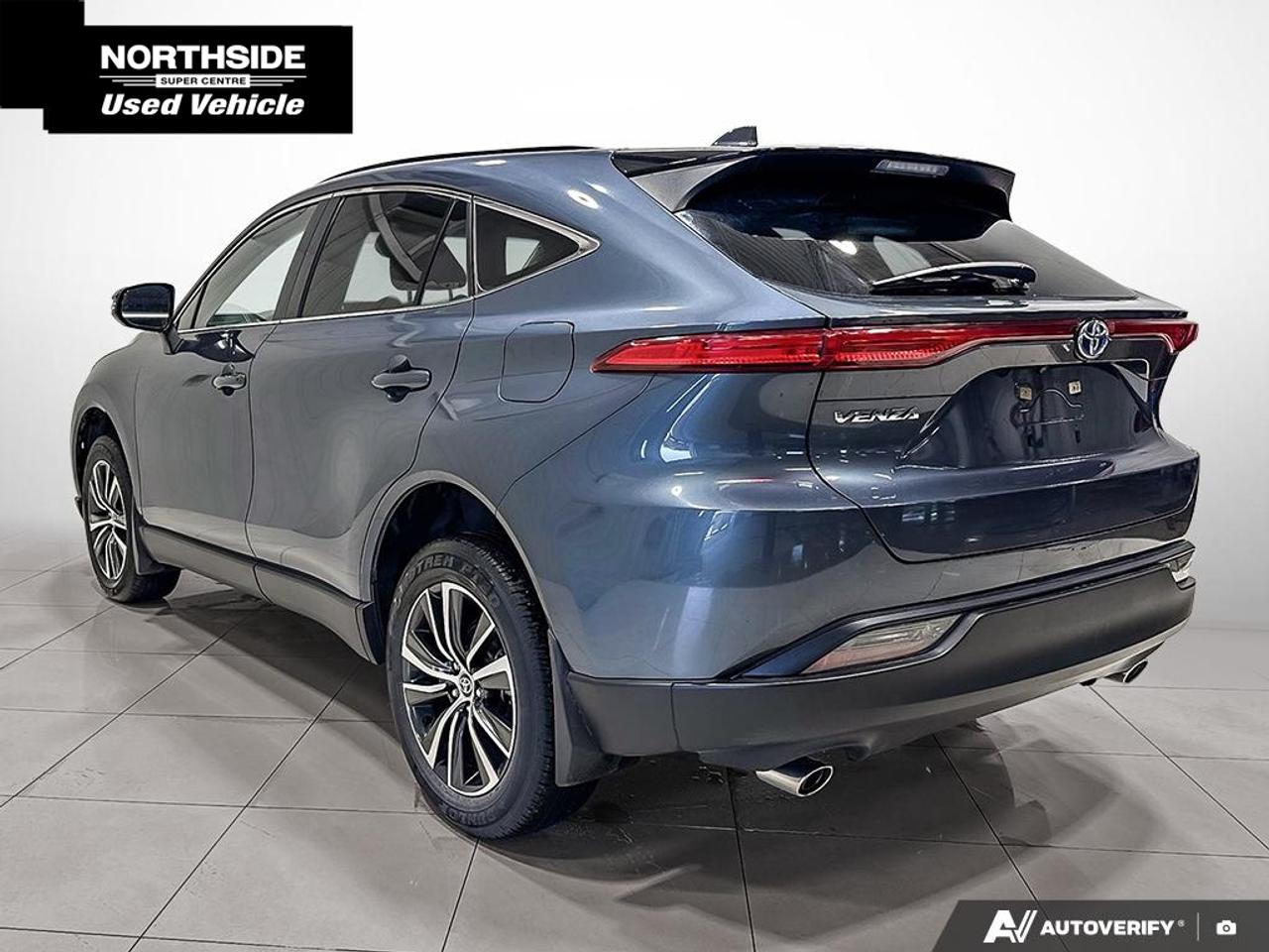 2024 Toyota Venza LE 4dr All-wheel Drive Photo