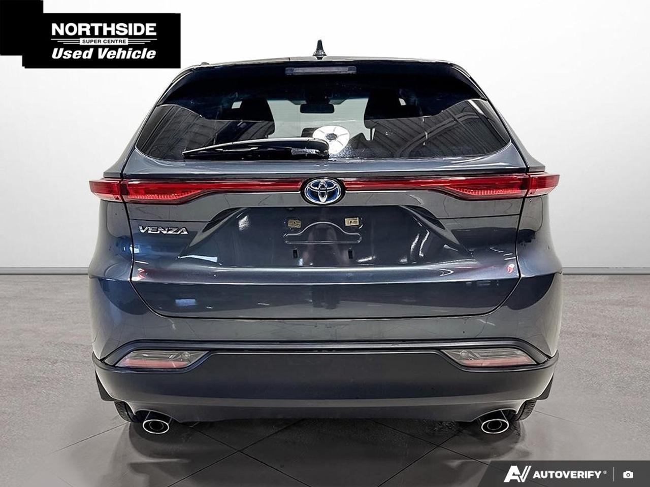 2024 Toyota Venza LE 4dr All-wheel Drive Photo