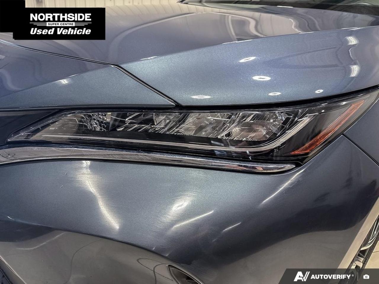 2024 Toyota Venza LE 4dr All-wheel Drive Photo