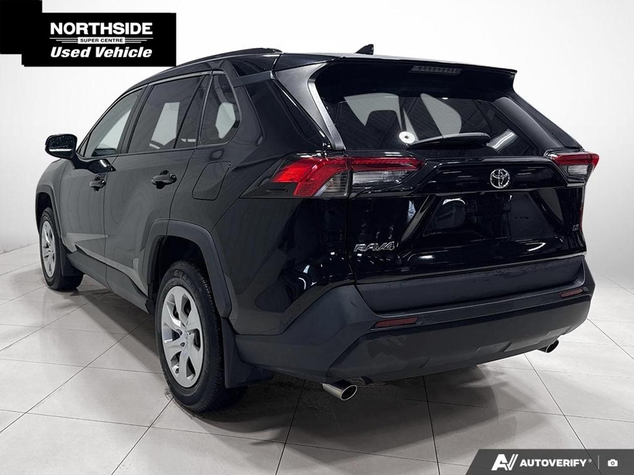 2021 Toyota RAV4 LE 4dr Front-wheel Drive Photo