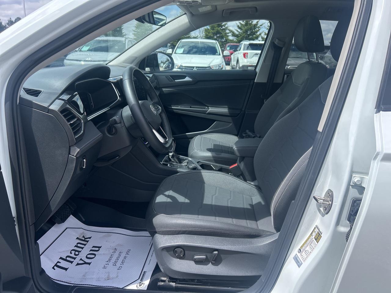 2025 Volkswagen Taos Comfortline Black Edition 4MOTION   Pano Roof Photo