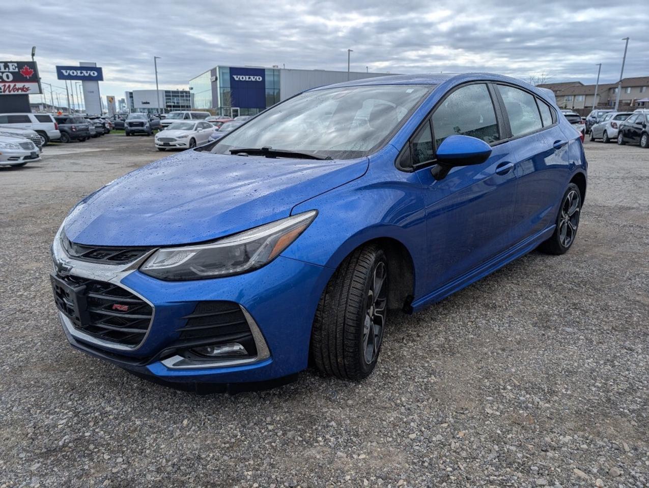 2019 Chevrolet Cruze LT HATCHBACK  CAMERA   HTD SEATS Photo