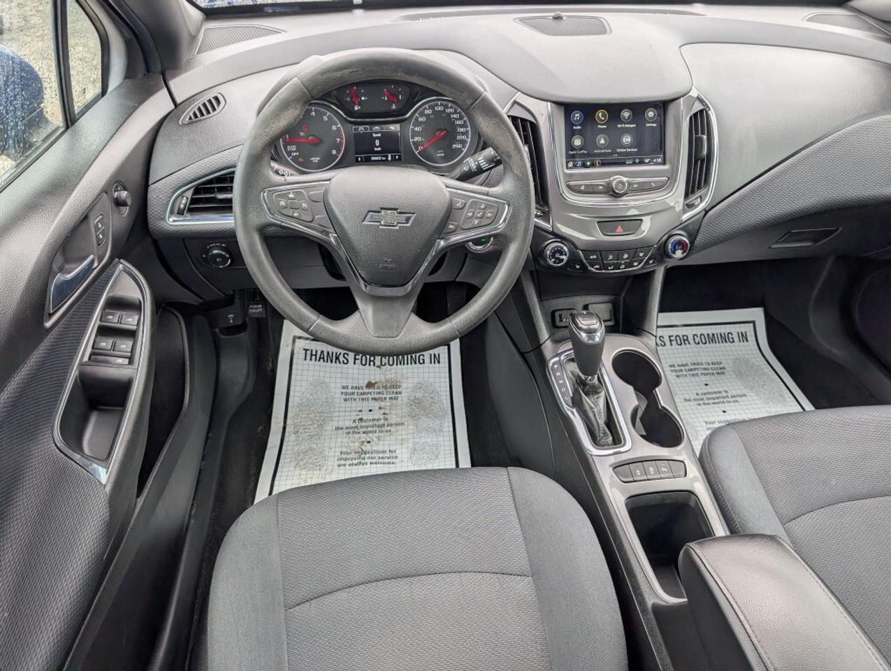 2019 Chevrolet Cruze LT HATCHBACK  CAMERA   HTD SEATS Photo