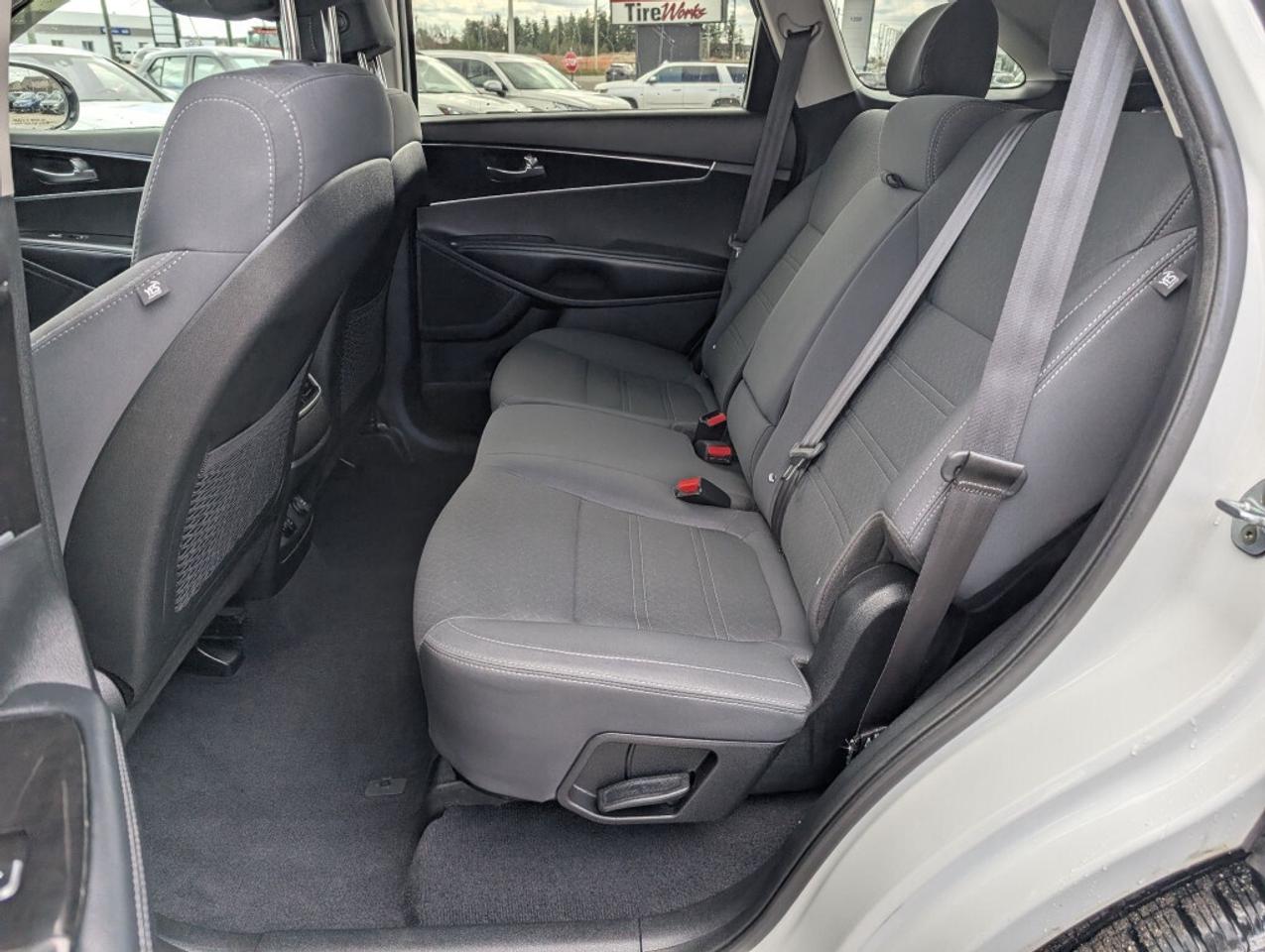 2017 Kia Sorento LX AWD   CAMERA  HTD SEATS Photo