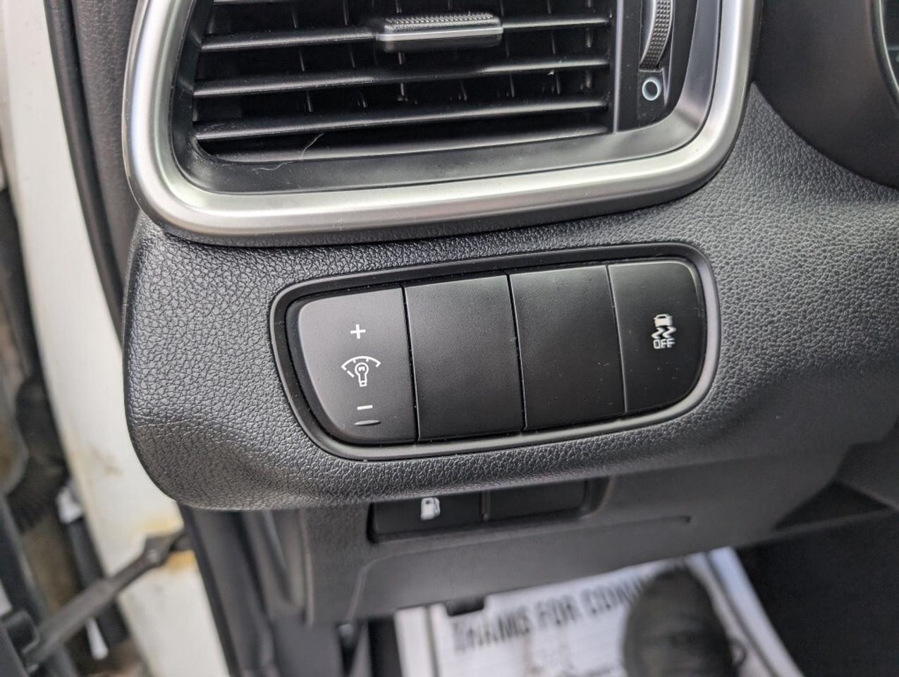 2017 Kia Sorento LX AWD   CAMERA  HTD SEATS Photo