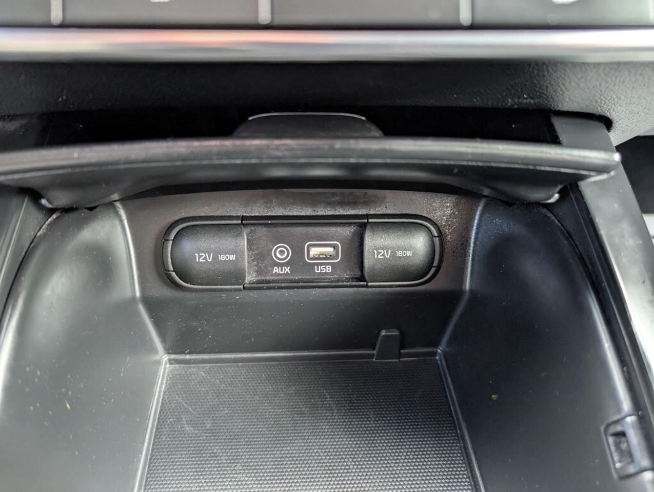 2017 Kia Sorento LX AWD   CAMERA  HTD SEATS Photo
