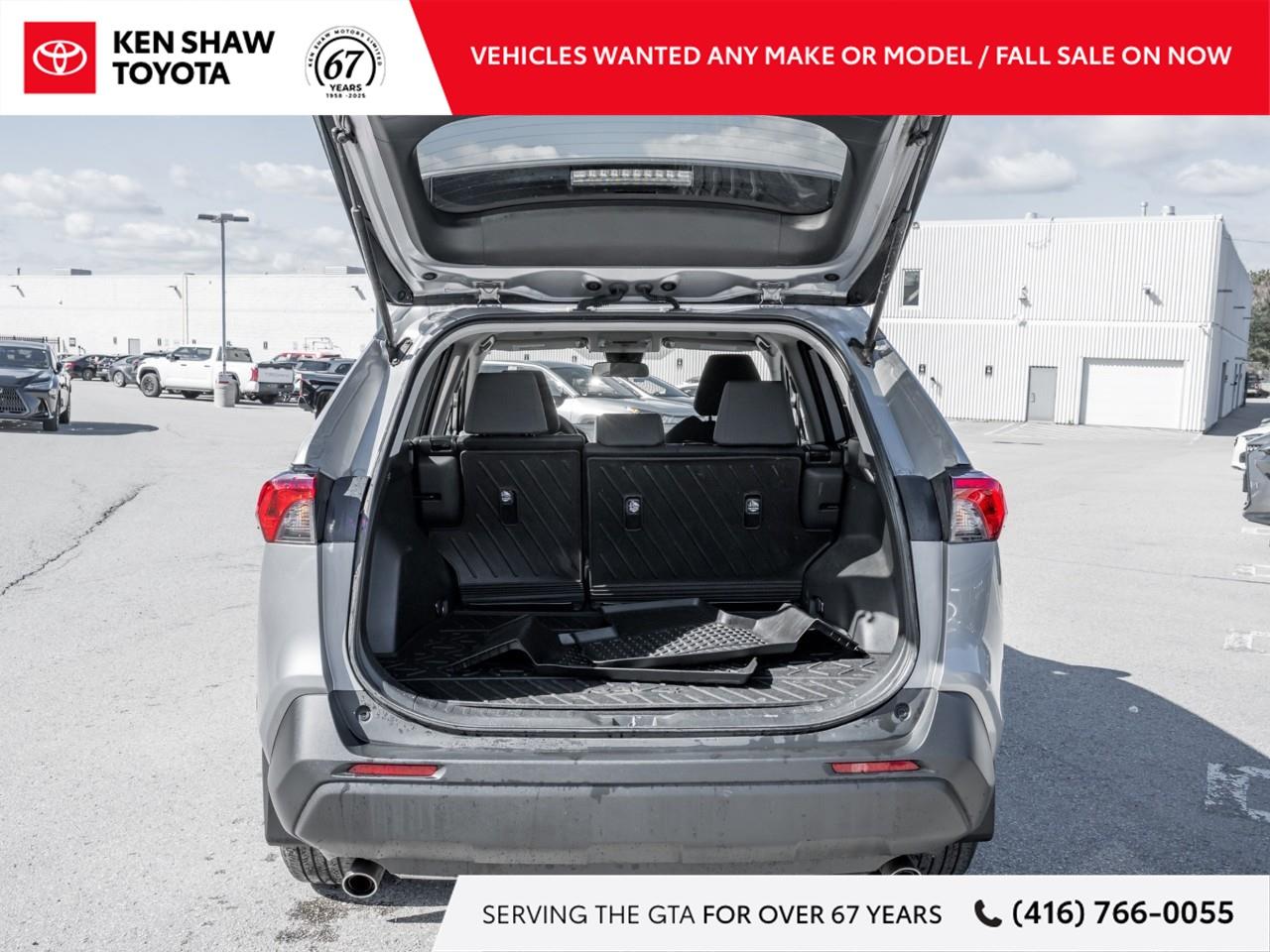 2024 Toyota RAV4 LE 4dr All-wheel Drive Photo