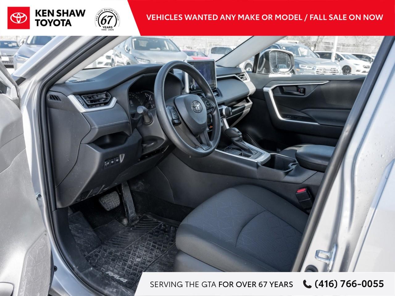 2024 Toyota RAV4 LE 4dr All-wheel Drive Photo