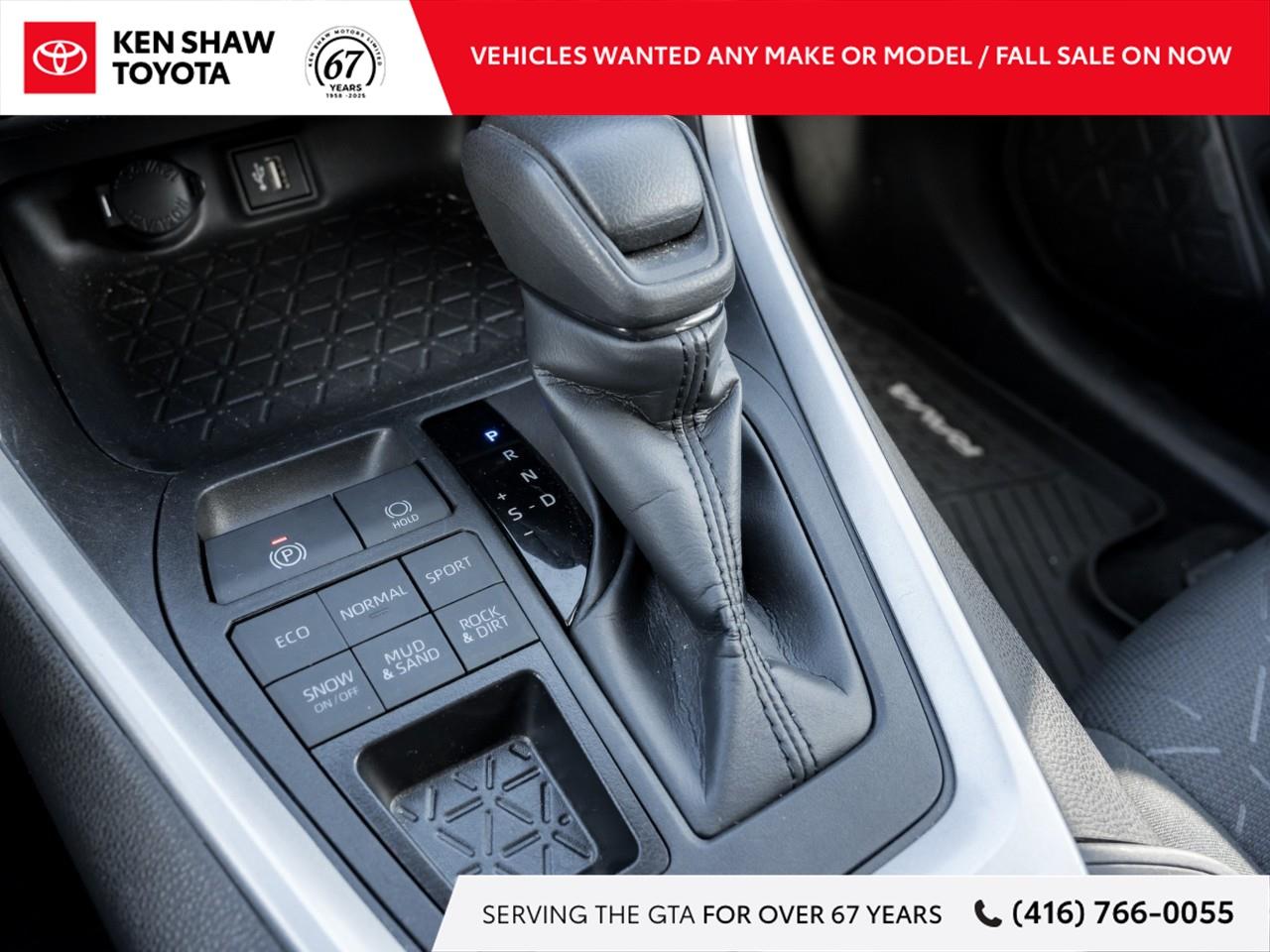 2024 Toyota RAV4 LE 4dr All-wheel Drive Photo