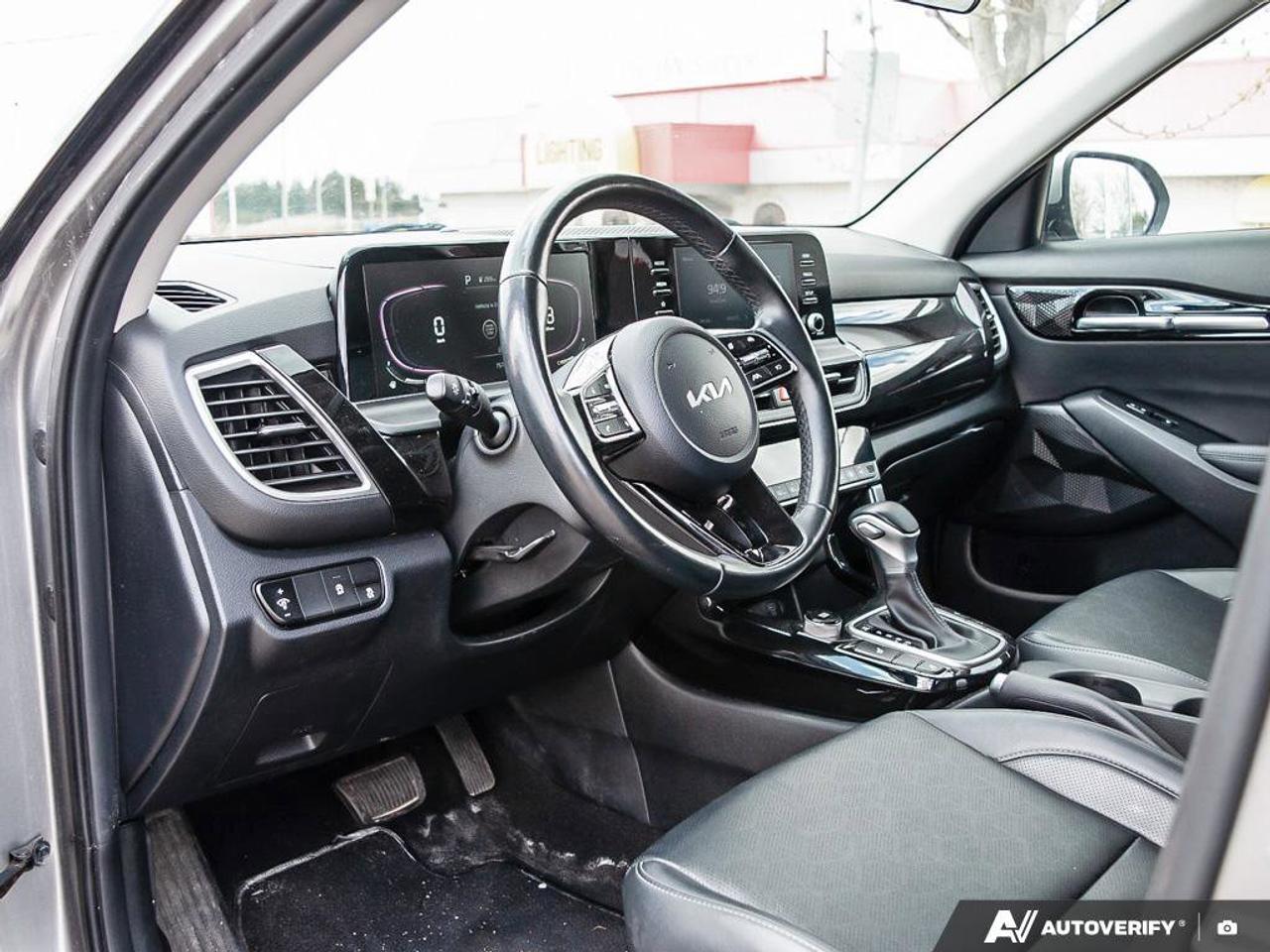2024 Kia Seltos EX   AWD   Leather   Sunroof   Apple CarPlay   Hea Photo