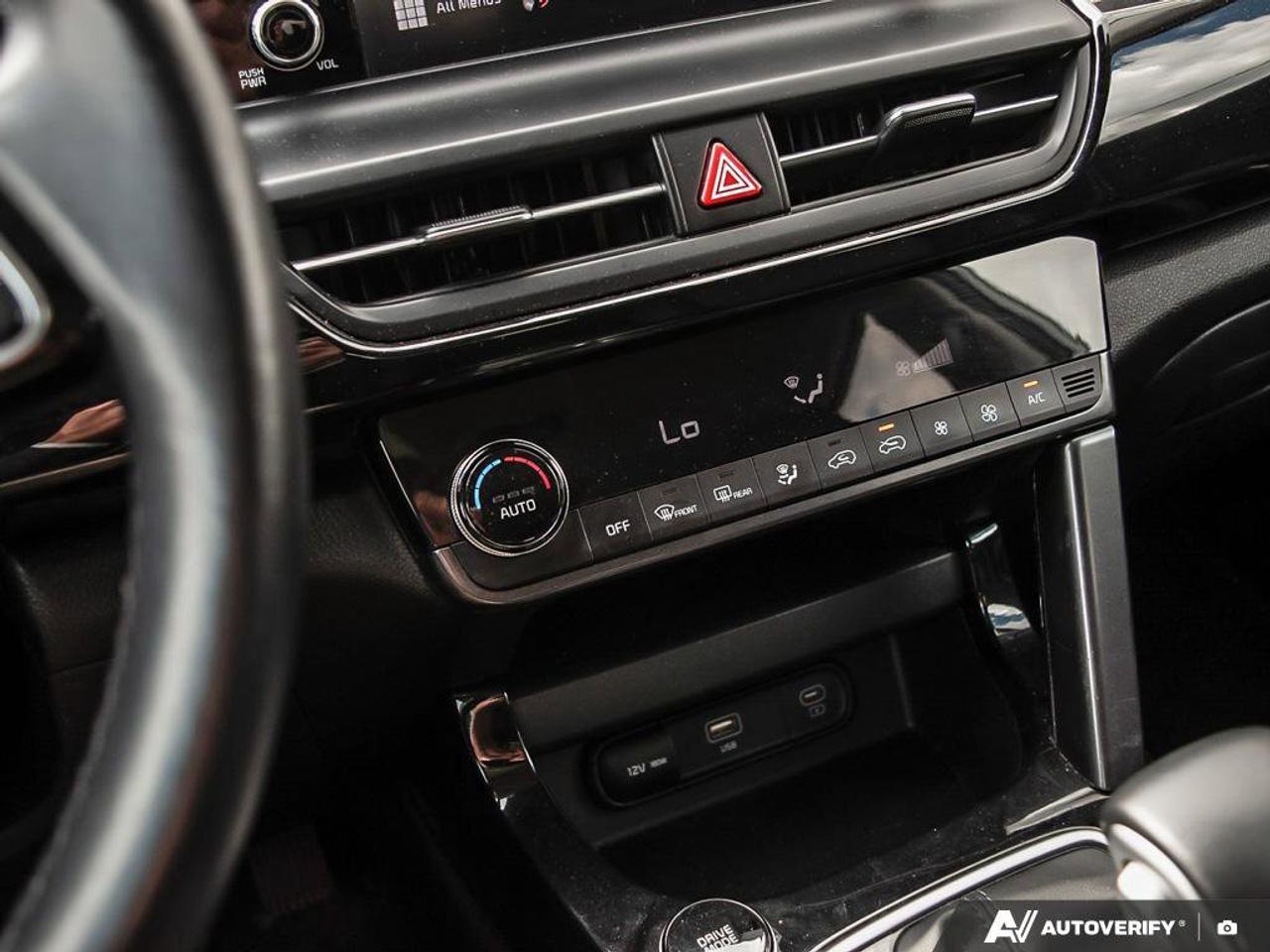 2024 Kia Seltos EX   AWD   Leather   Sunroof   Apple CarPlay   Hea Photo