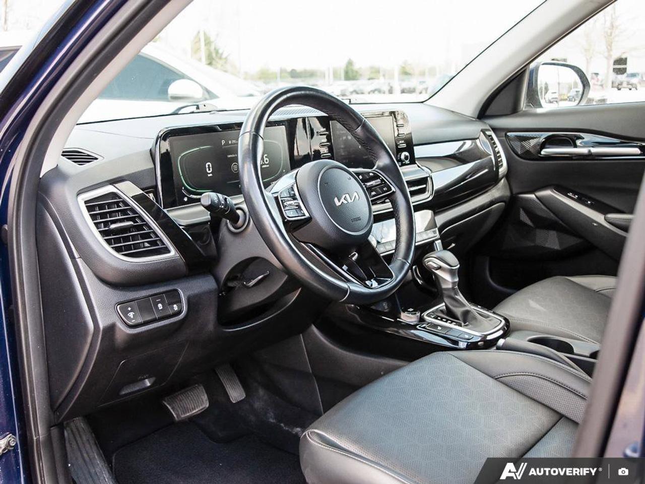 2024 Kia Seltos EX   AWD   Leather   Sunroof   Apple CarPlay   Hea Photo