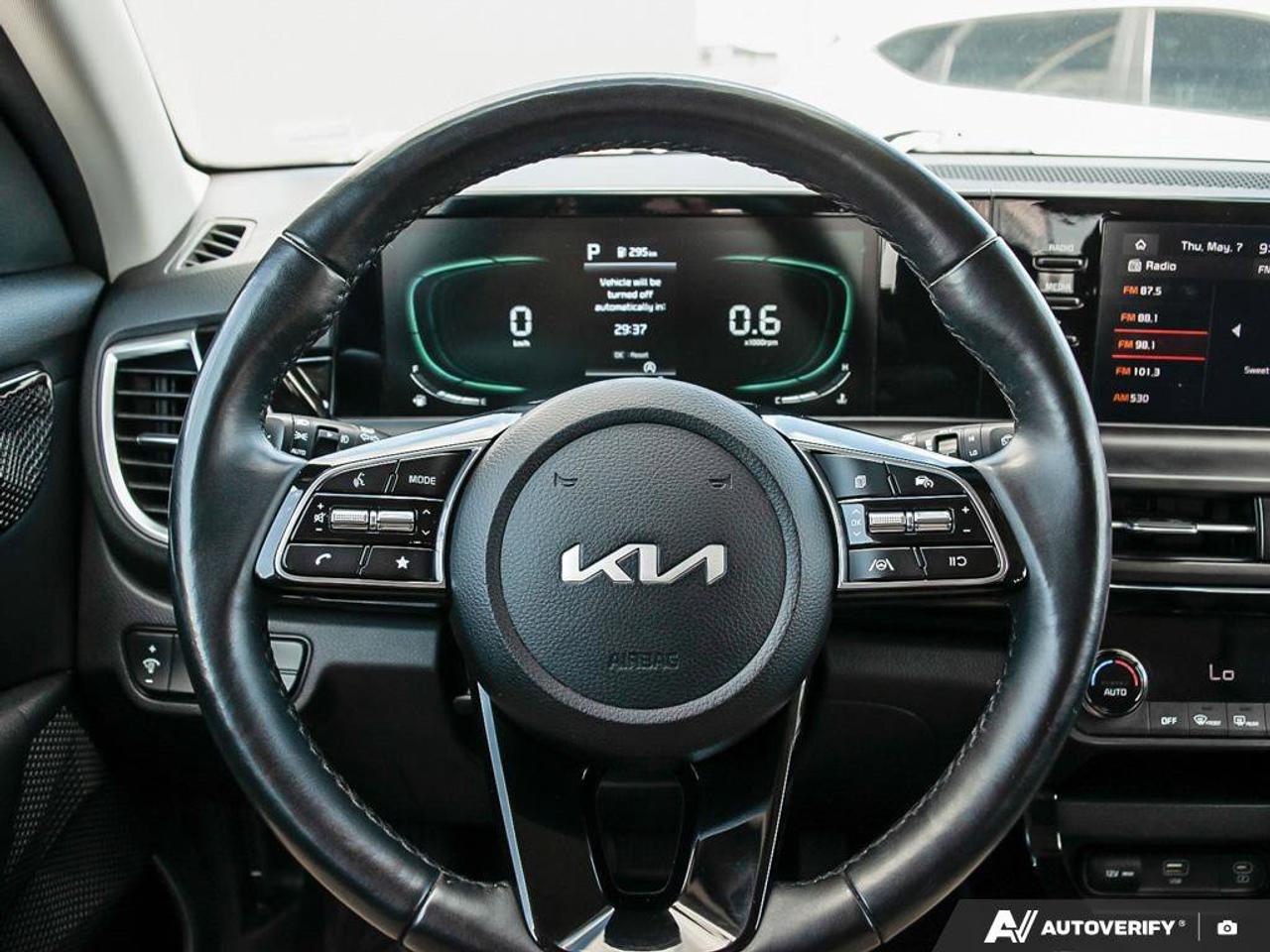2024 Kia Seltos EX   AWD   Leather   Sunroof   Apple CarPlay   Hea Photo