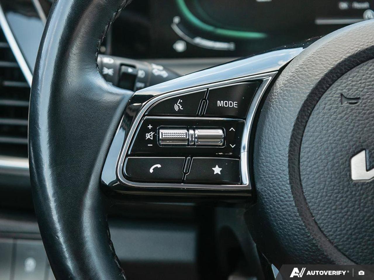 2024 Kia Seltos EX   AWD   Leather   Sunroof   Apple CarPlay   Hea Photo