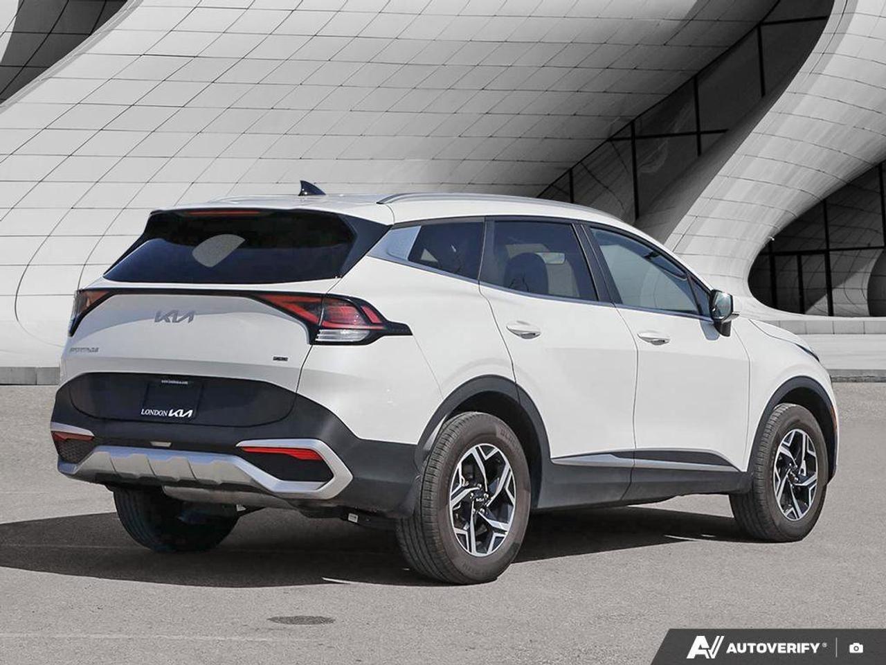 2023 Kia Sportage LX   AWD   Heated Seats   Apple CarPlay   Backup C Photo4