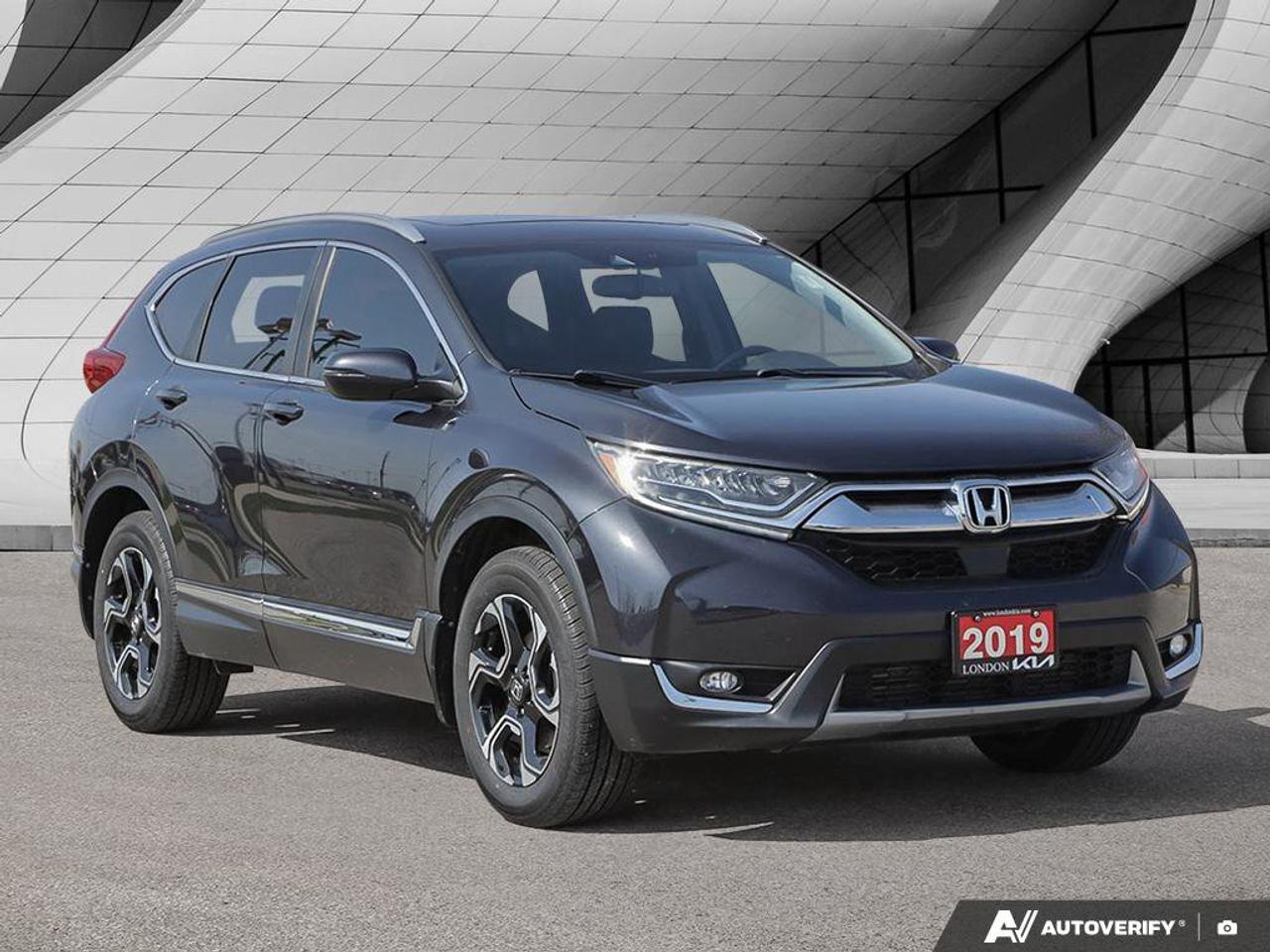 2019 Honda CR-V Touring Photo