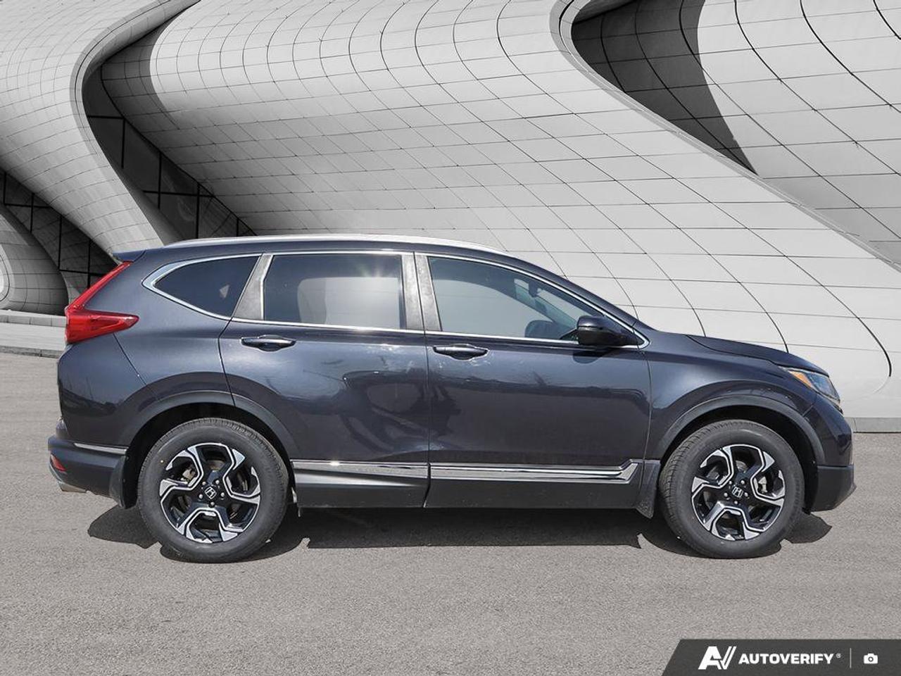 2019 Honda CR-V Touring Photo