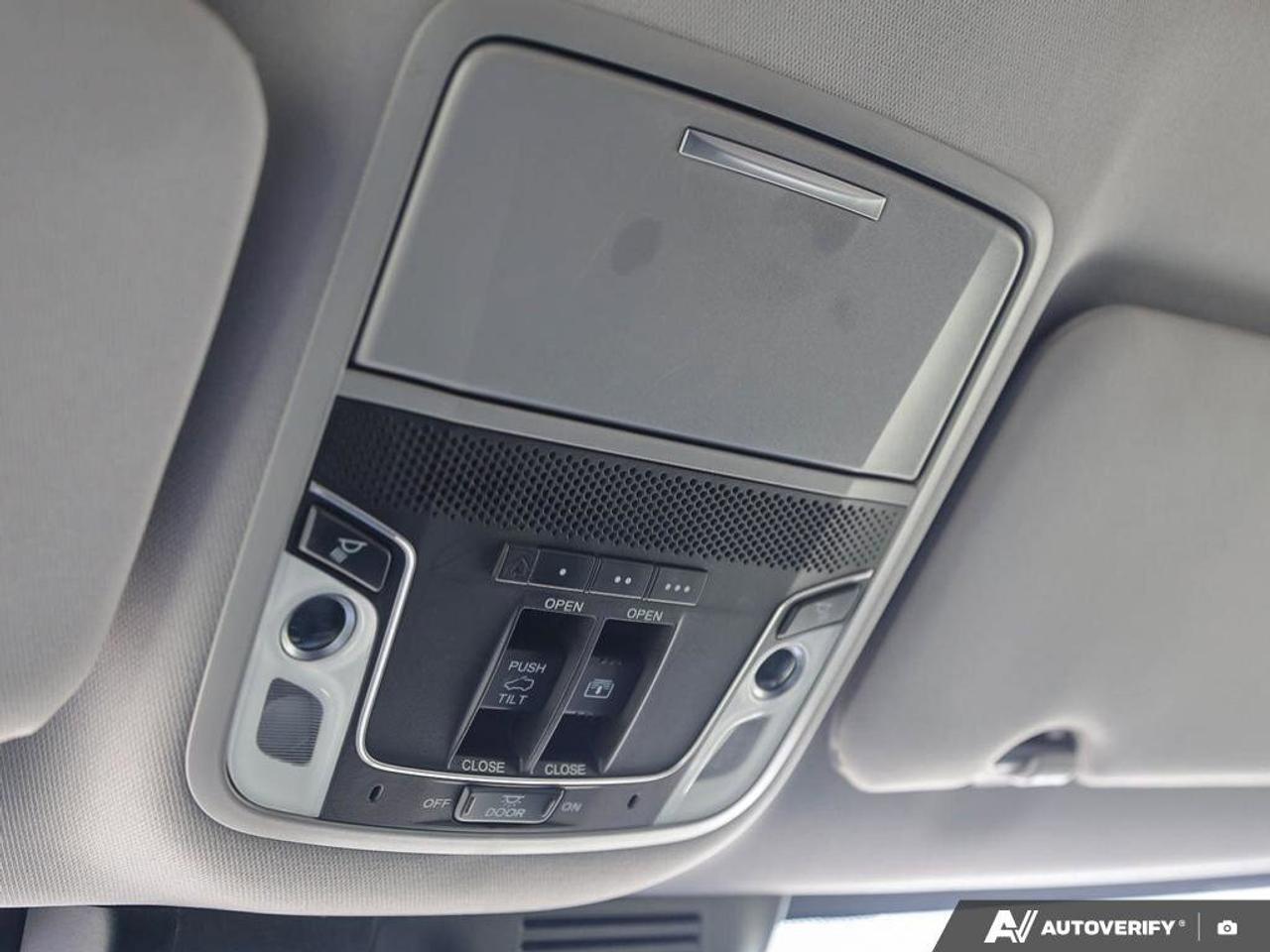 2019 Honda CR-V Touring Photo