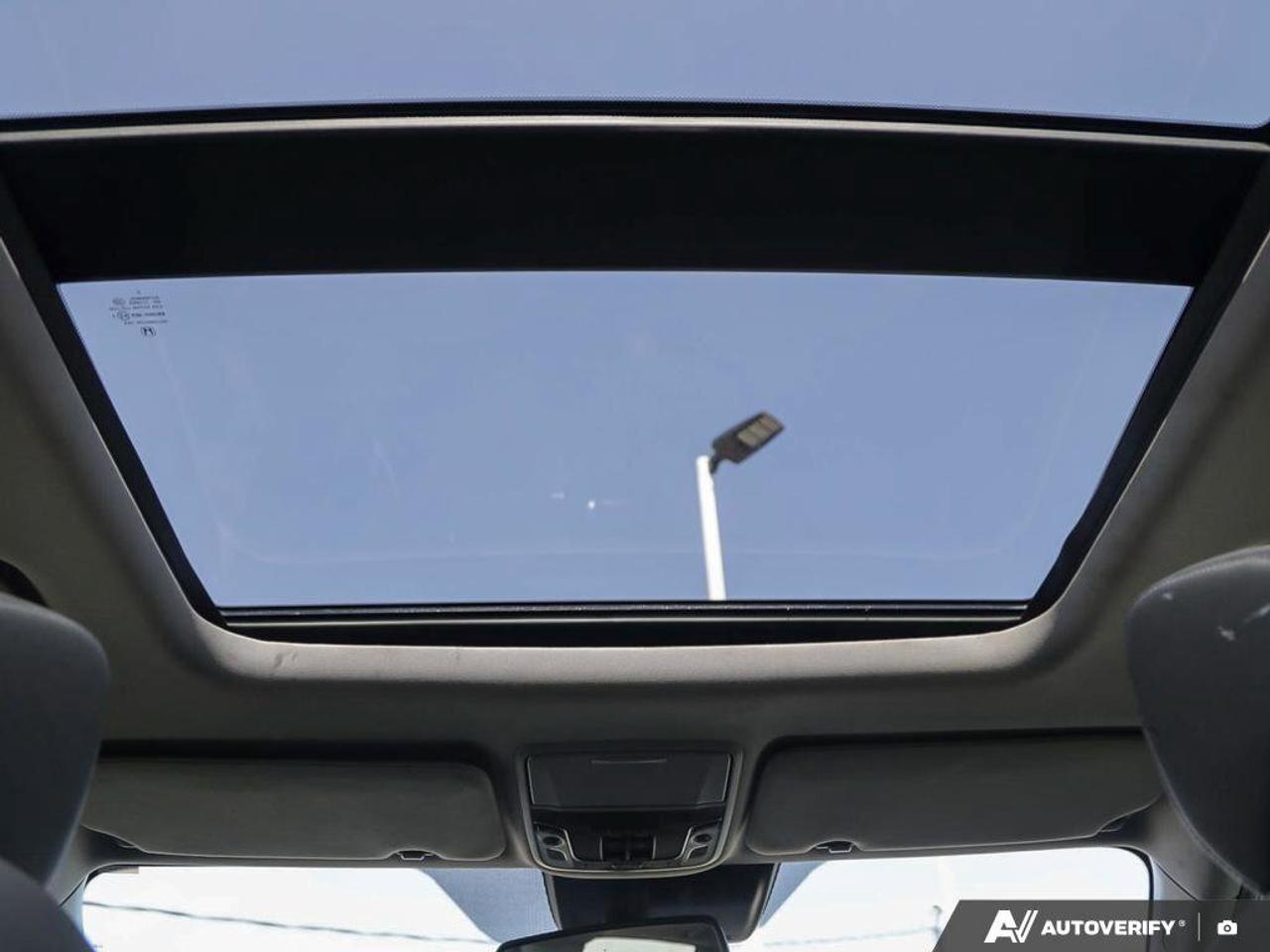 2019 Honda CR-V Touring Photo