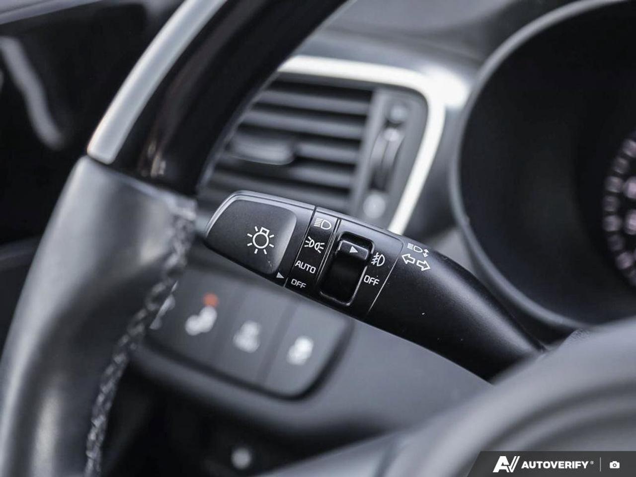 2016 Kia Sorento 2.0L Turbo SX Photo