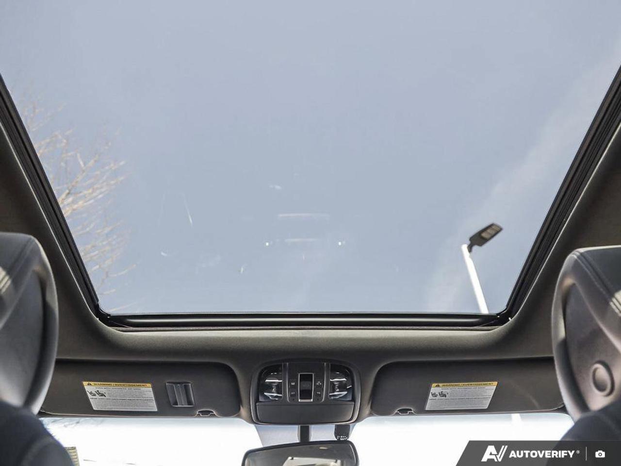 2016 Kia Sorento 2.0L Turbo SX Photo