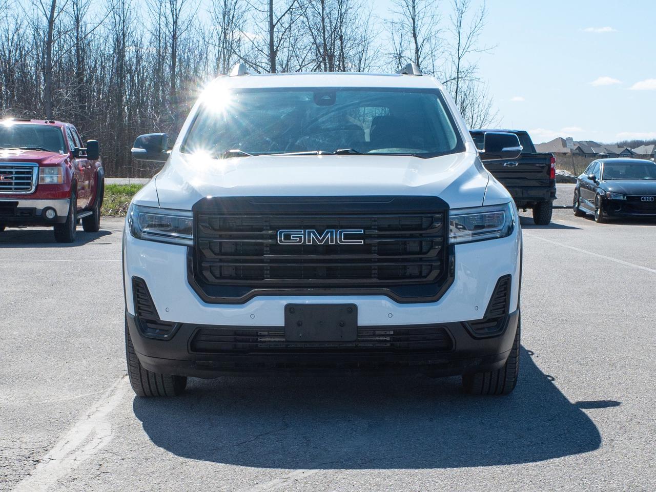 2023 GMC Acadia SLE - Blind Zone Assist   Hands-Free Liftgate Photo