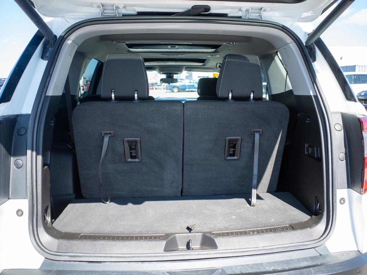 2023 GMC Acadia SLE - Blind Zone Assist   Hands-Free Liftgate Photo