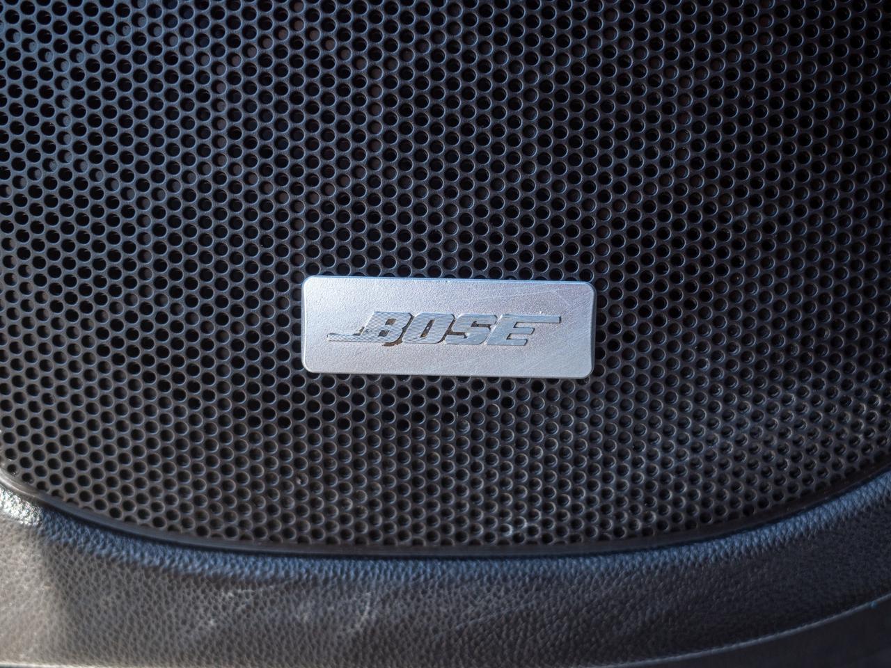 2023 GMC Acadia SLE - Blind Zone Assist   Hands-Free Liftgate Photo