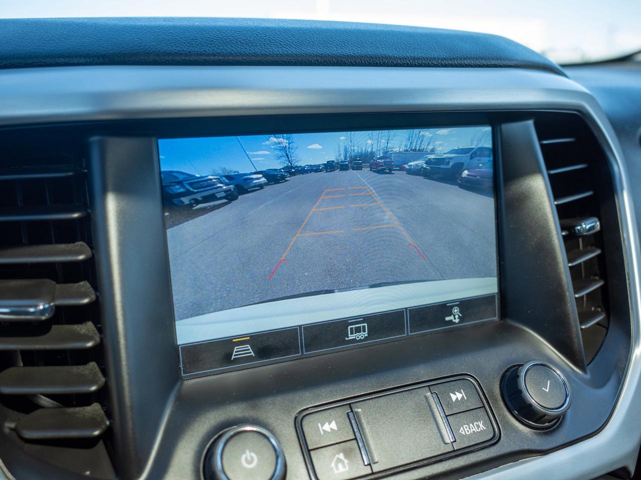2023 GMC Acadia SLE - Blind Zone Assist   Hands-Free Liftgate Photo