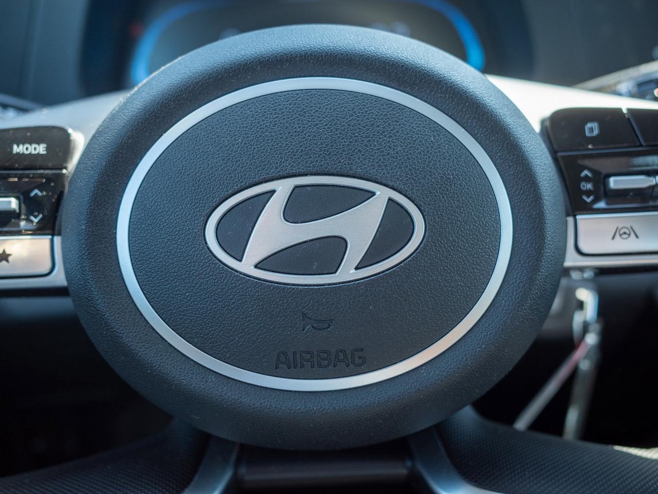 2025 Hyundai Elantra Essential - Cloth Seats   Traction Control Photo