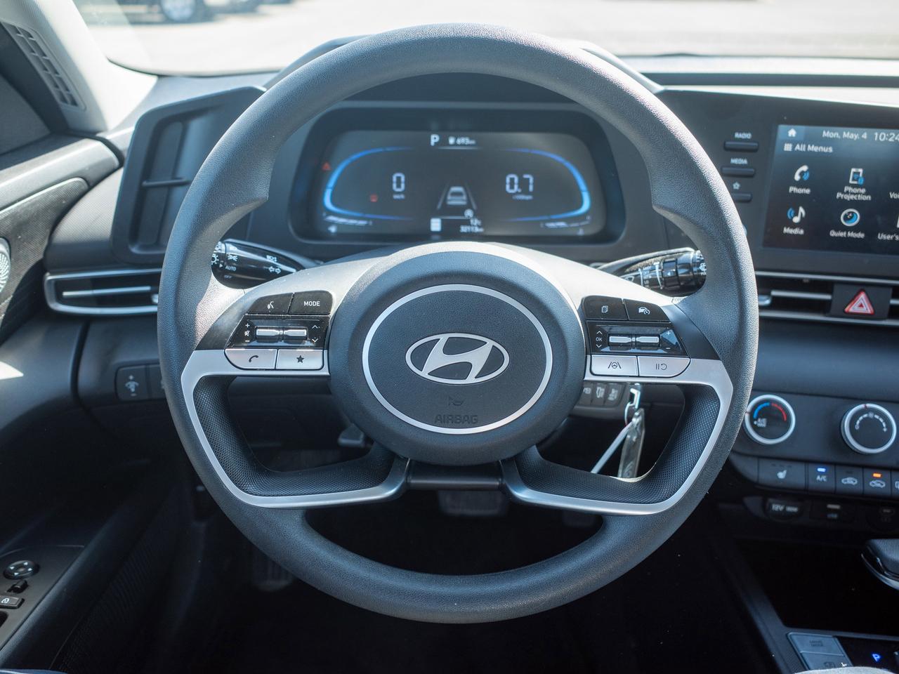 2025 Hyundai Elantra Essential - Cloth Seats   Traction Control Photo
