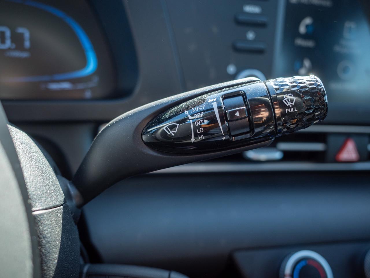 2025 Hyundai Elantra Essential - Cloth Seats   Traction Control Photo