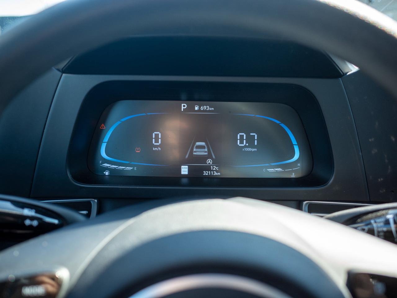 2025 Hyundai Elantra Essential - Cloth Seats   Traction Control Photo